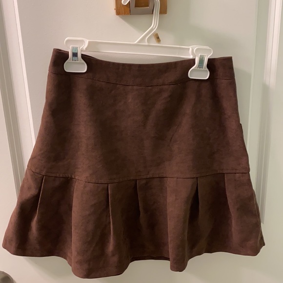 Size XS Chocolate brown mini flare skirt. Worn once in Excellent Condition - Picture 2 of 3